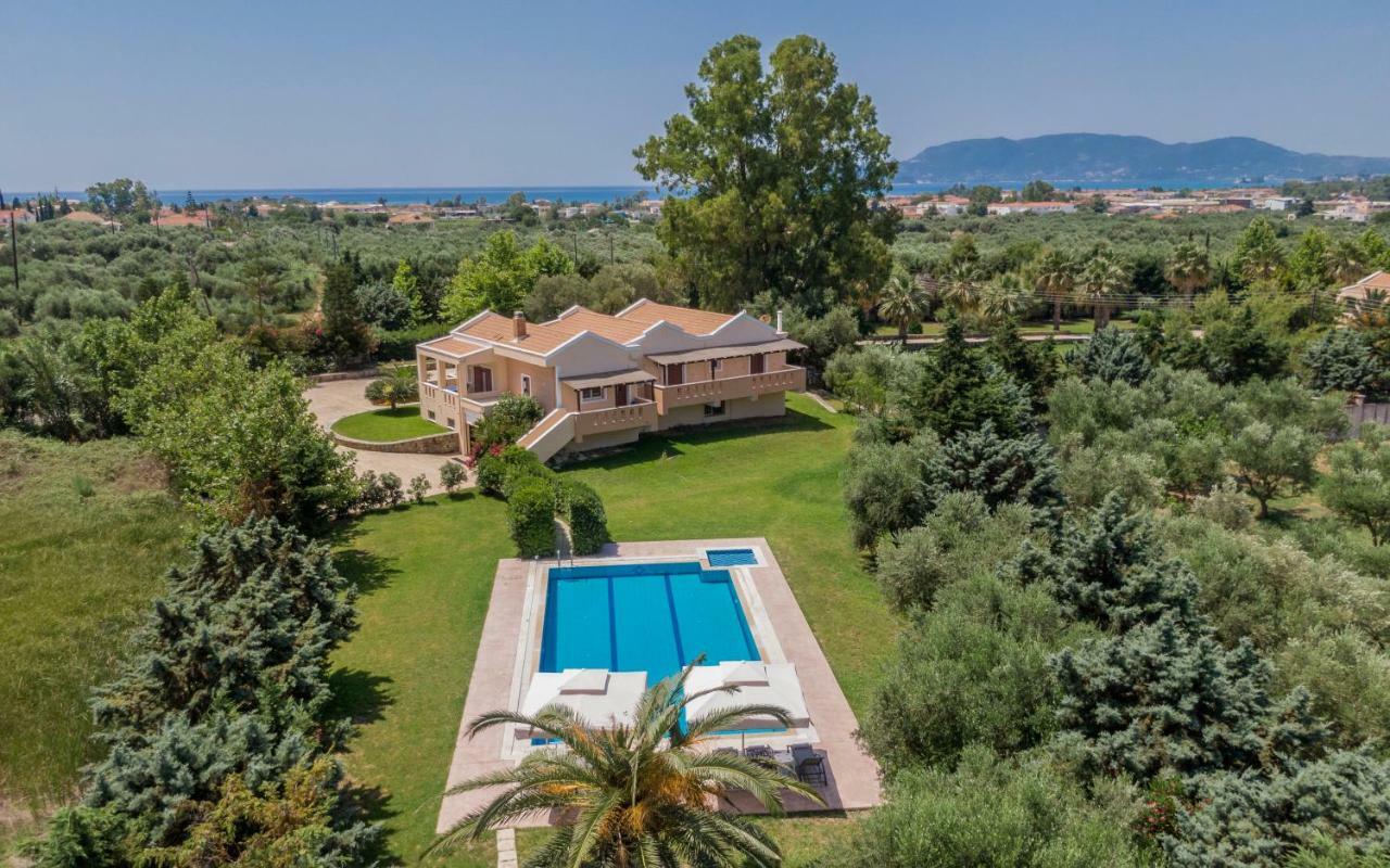Leone Luxury Villas Каламакі Екстер'єр фото