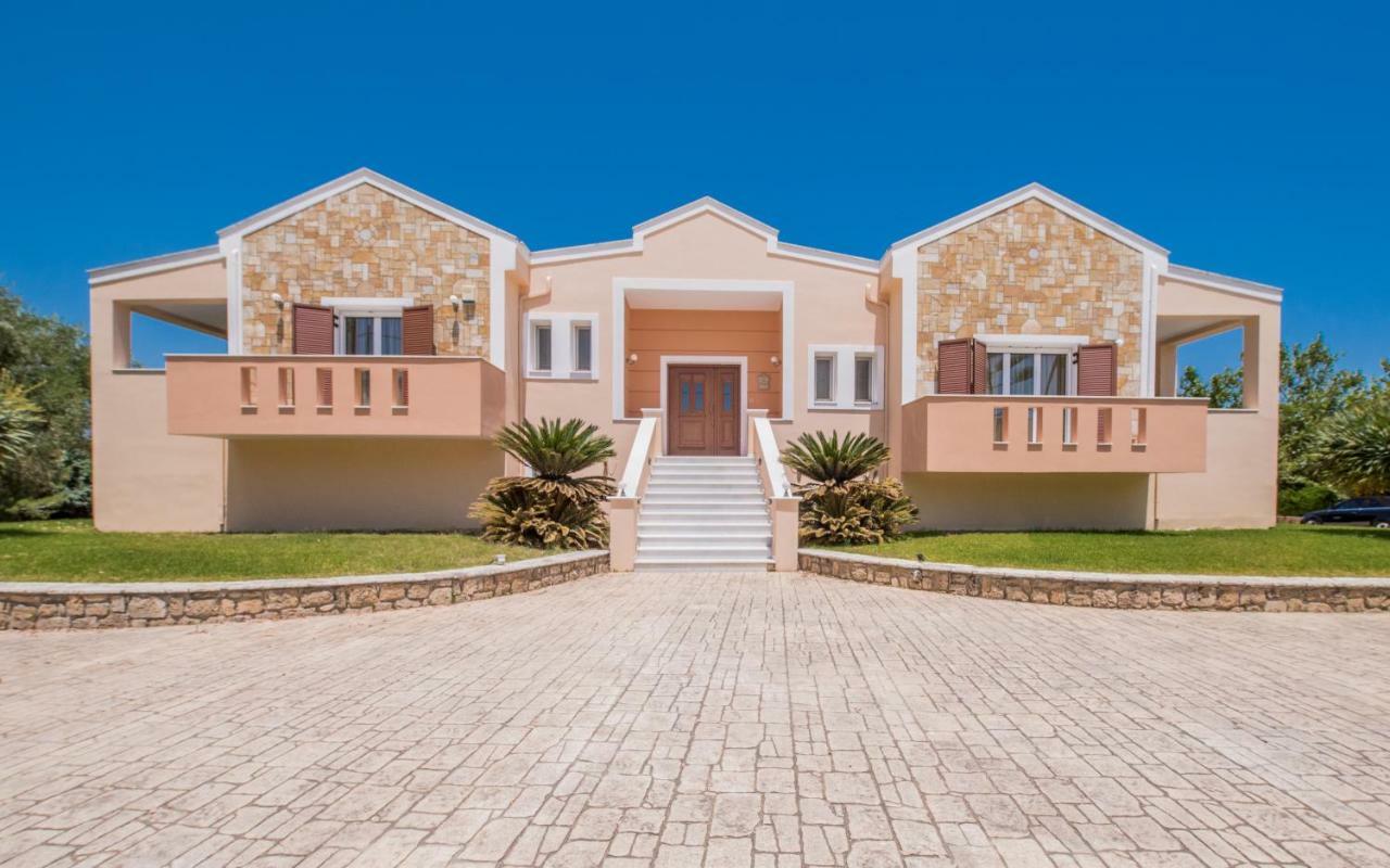 Leone Luxury Villas Каламакі Екстер'єр фото