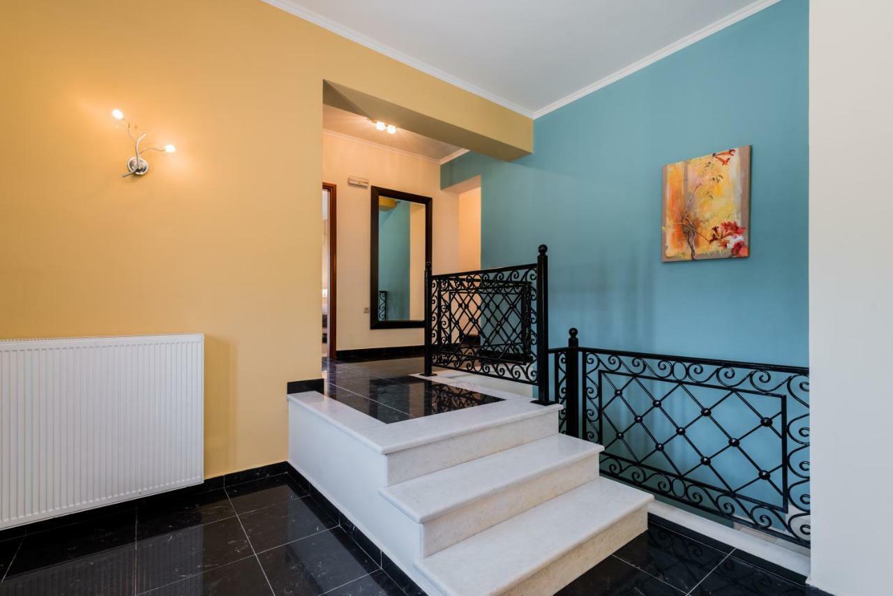 Leone Luxury Villas Каламакі Екстер'єр фото